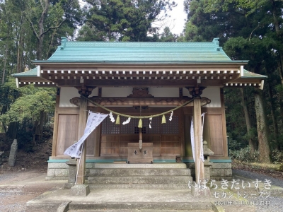 足尾神社 拝殿