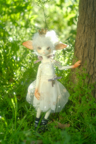 DOLLZONE・Miss Kittyのジーナ。森の中の白い猫妖精さんのような、ジーナ。