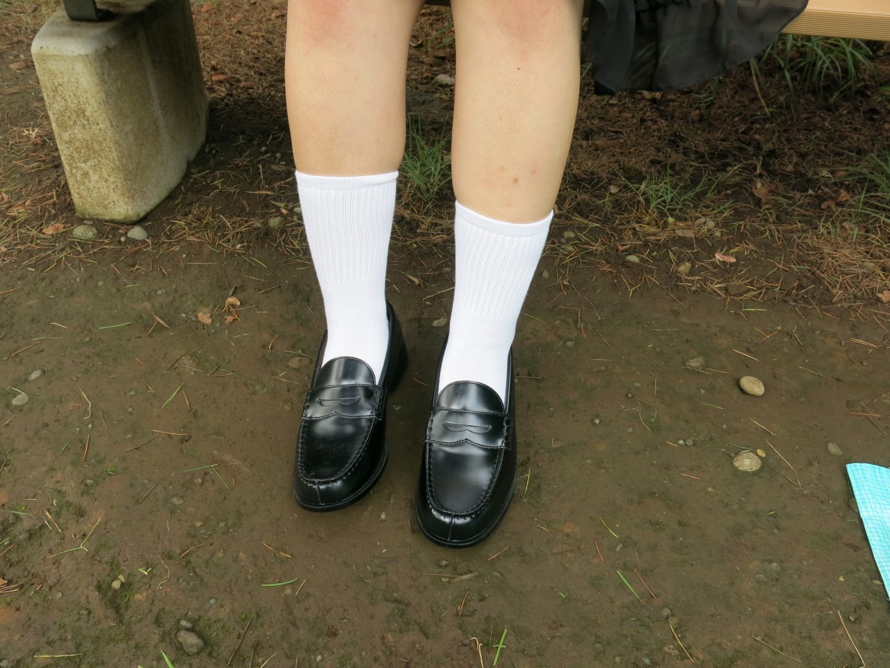 女子高生 裸足 足指 女子高生の足の写真素材 [85221285] - PIXTA