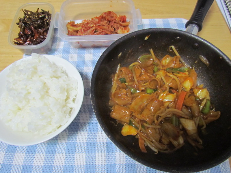 韓国料理 곱창볶음 ホルモン炒め でき韓ブログ
